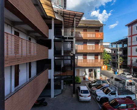 B2 Santitham Boutique and Budget Hotel Hotels in Chiang Mai