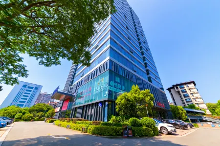 AISTON HOTEL Отели рядом с достопримечательностью «Fujian Agriculture and Forestry University Gymnasium»