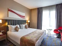 Ramada by Wyndham Istanbul Alibeykoy Hotels near Axis Istanbul