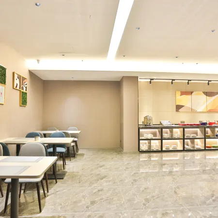 Homeinn Selected Hotel (Dunhua Ji'an Road Food Street)