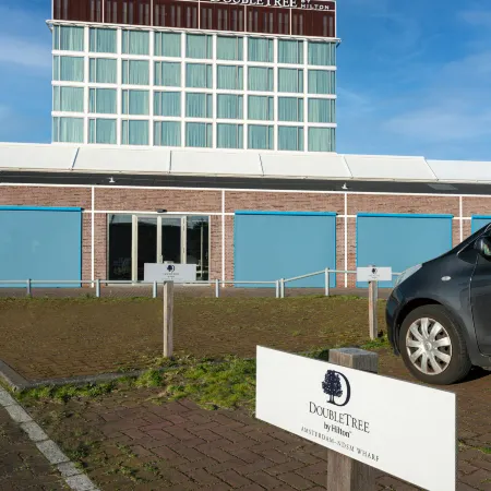 DoubleTree by Hilton Amsterdam – Ndsm Wharf