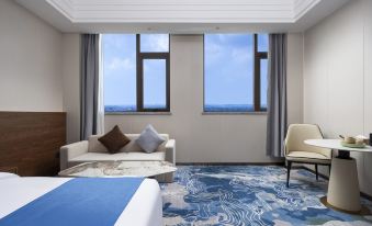 EZZI HOTEL