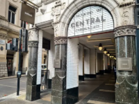 Zedwell Piccadilly Circus Hotel dekat Oxford Street