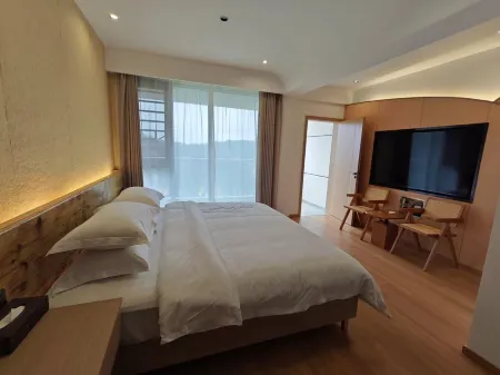 Gaoshan ·Yunjian Hotel Отели рядом с достопримечательностью «Badonglvcongpo Ski Field»