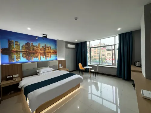 Red Rose Hotel (Baocheng Commercial Plaza, Zijin County)