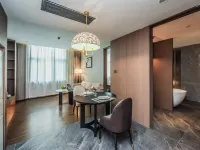 Yashihui Hotel クムル市のホテル