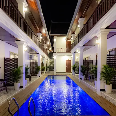 Cozy An Boutique Luangprabang Hotel 苗族夜市附近的飯店