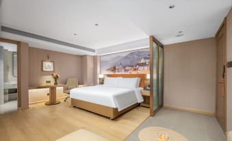 Vienna Hotel (Haikou Qilou Old Street Provincial Government Branch)