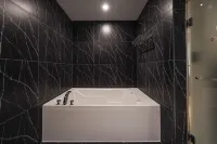 Urban Groove Hotel
