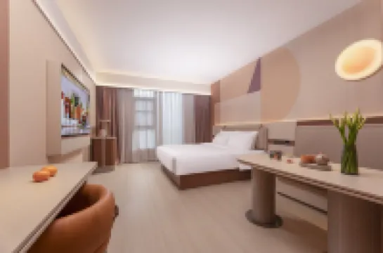 Orange Hotel (Huainan Fengtai Global Harbor)