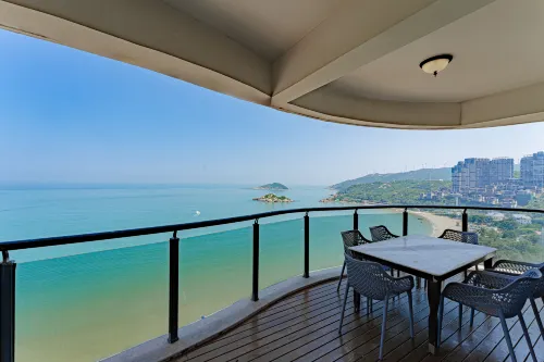 Gold Coast Left Bank Hotel