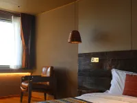 Yunshang Shexia Forest Inn فنادق في شينبينغ