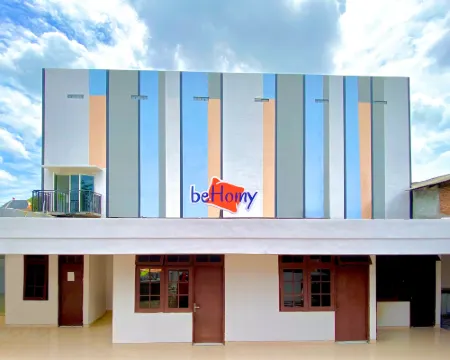 Behomy Waru Sidoarjo Hotels in Waru