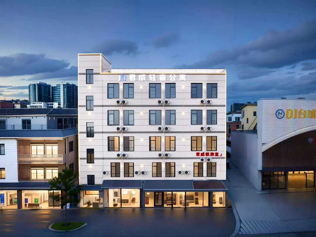 Junwei Light Luxury Apartment - Zhongshan