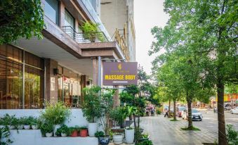 AU LAC HA LONG HOTEL