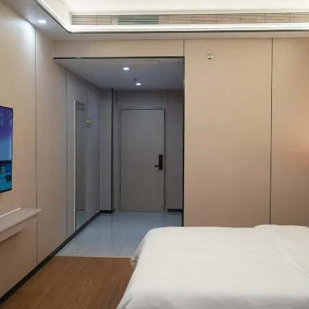 Longxin Huahui Hotel