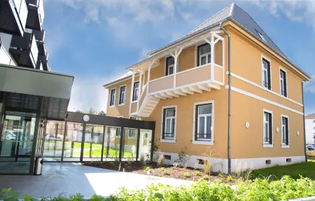 Appart'hôtel Odalys City La Rose d'Argent Отели рядом с достопримечательностью «Ancienne Douane»