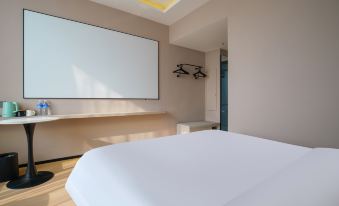 MAXACCOM Future Hotel