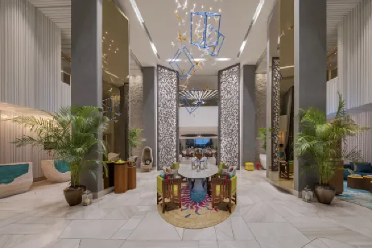 Andaz Family Suites by Hyatt - Palm Jumeirah Отели рядом с достопримечательностью «Пальма Джумейра»