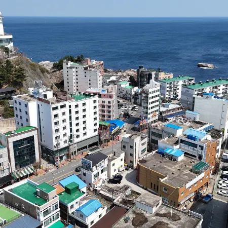Sokcho Ritz Hotel Отели рядом с достопримечательностью «Пляж Сокчхо»