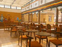 Kawala Hotel (Kangding Love Song Square National Highway G318)