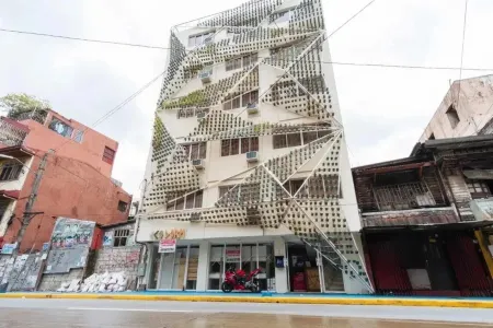 Jardin Oriental Suites Ubelt Manila Отели рядом с достопримечательностью «AUG Student Services Manila»