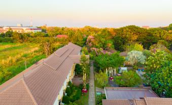 Park & Pool Resort