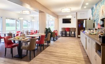 B&B Hotel Marne-la-Vallée Chelles