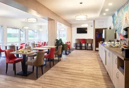 B&B Hotel Marne-la-Vallée Chelles