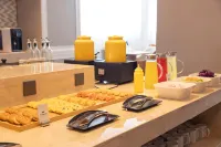 Vienna Hotel (Dali Midu Branch) - breakfast