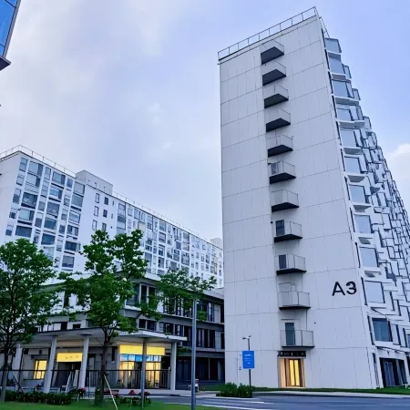 Mikoumi Hotel (Huanghua Airport T2 Terminal Dalu Village Subway Station)