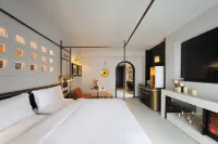 Z Supreme Hotel (Feilai Temple Observation Deck)