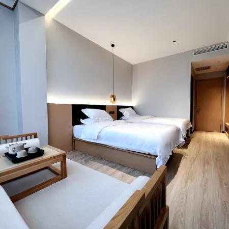 Yuefeng Mountain House Homestay