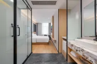 Elong R.YUN Hotel (Zibo Normal College Wenchang Road) - Esports