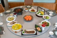 Zui Dongfeng Art Lodge Hotels in Tancheng