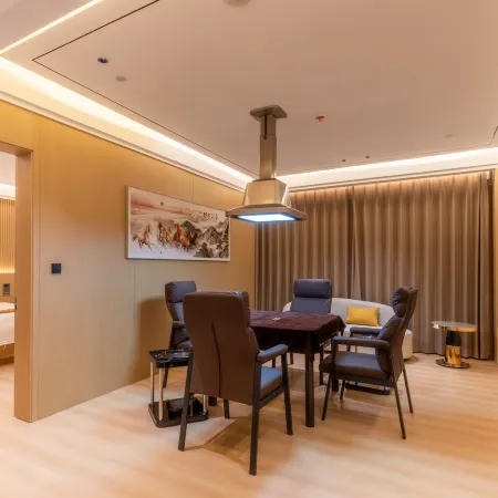 Baiyin Chunmao Wenhua Hotel (Pingchuan Bus Station)