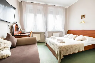 Pod Ratuszem  호텔