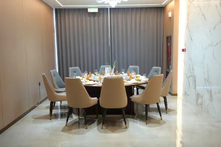 Runchang Kunpeng Hotel Отели в г. Манас