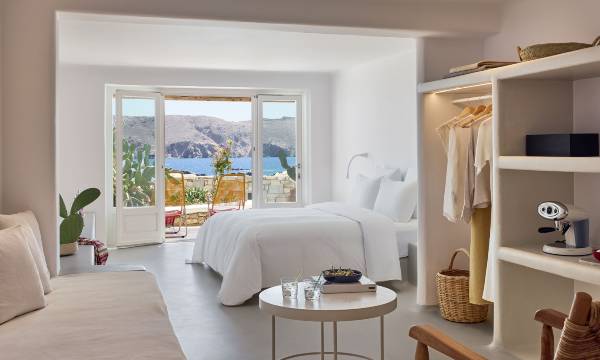 Mykonos Lolita, A Grecotel Resort to Live