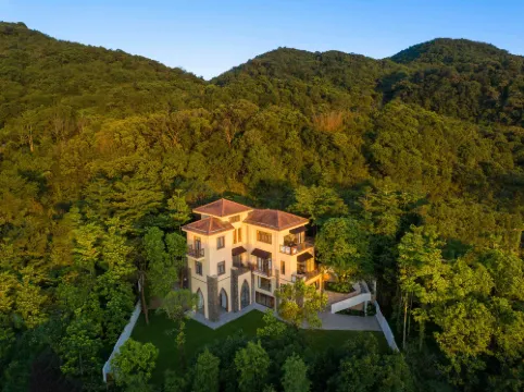 Miyue Shenzhen Tianlu Secret Wild Wizard Holiday Meisu