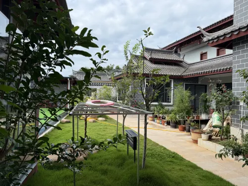 Huayuecheng Jian Scenic Homestay