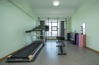 GreenTree Inn Express Hotel (Deyang Wenmiao Square)