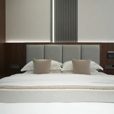 Wanjia Smart Homestay (Qizhong Branch)