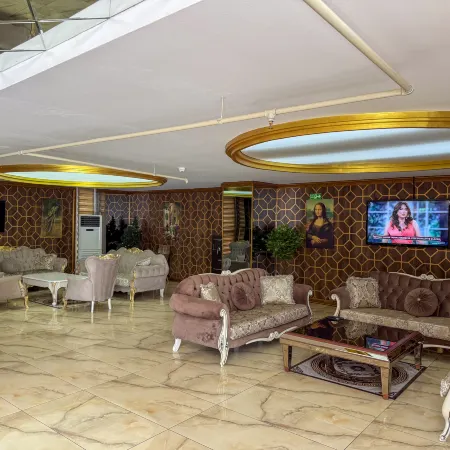 Ay Hanedan Hotel