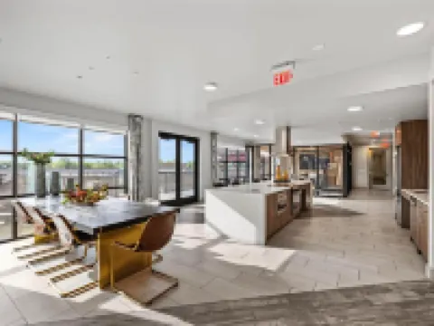 Placemakr Downtown Austin Hotels near Ann W. Richards Congress Avenue Bat Bridge