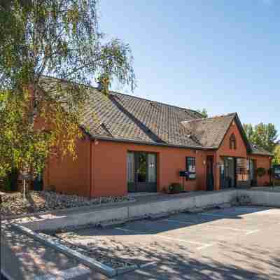 Campanile NATURE - Rodez Hotel Exterior