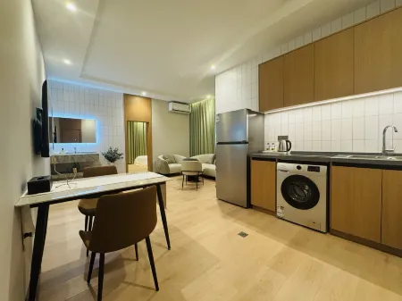 Ejourney Serviced Apartments