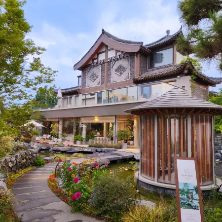 Songjian Wushe Homestay (Kaifeng Qingming Shanghe Garden Wansuishan Martial Arts City Branch)