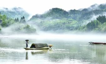 Mengli River Bend Homestay