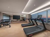 Holiday Inn YIWU CENTER By IHG Hotels near Luobinwang Park